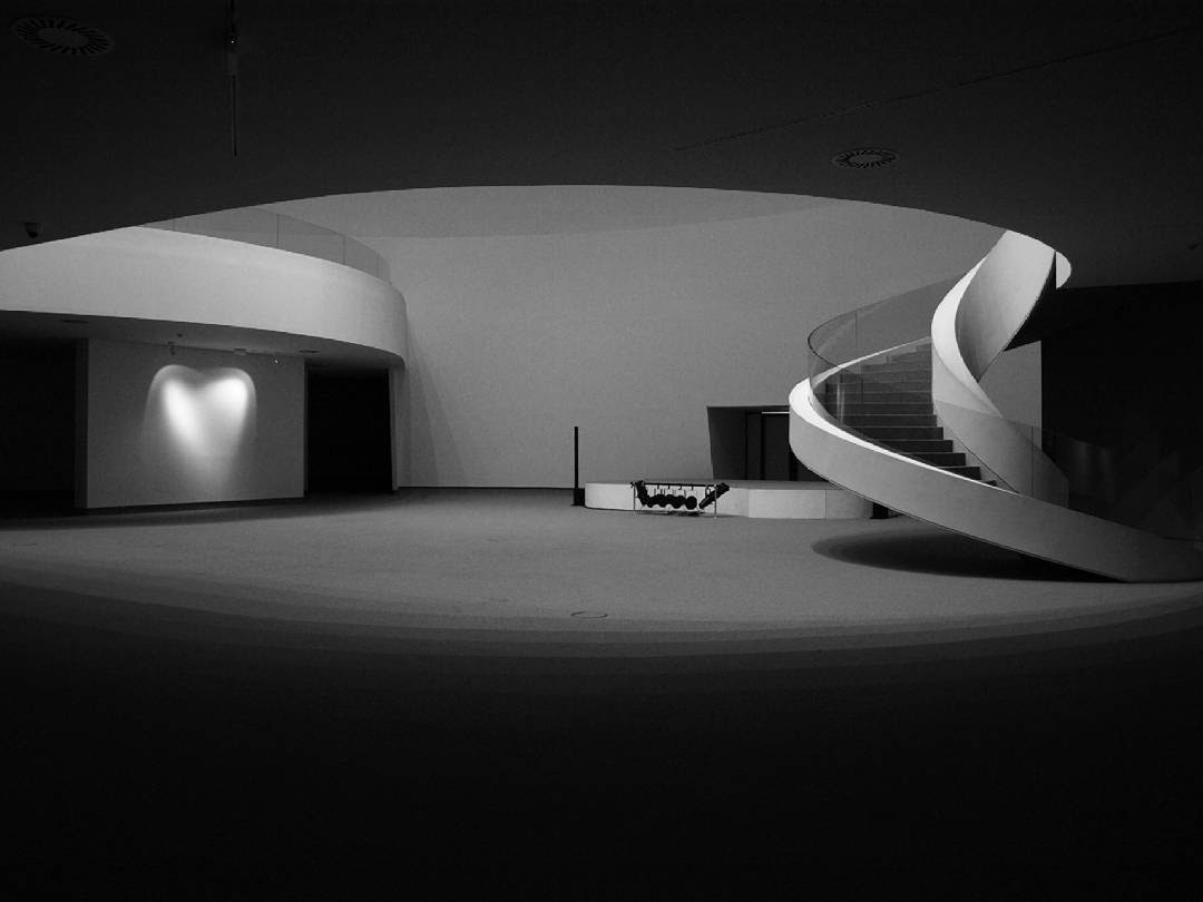 Foto interior Centro Niemeyer